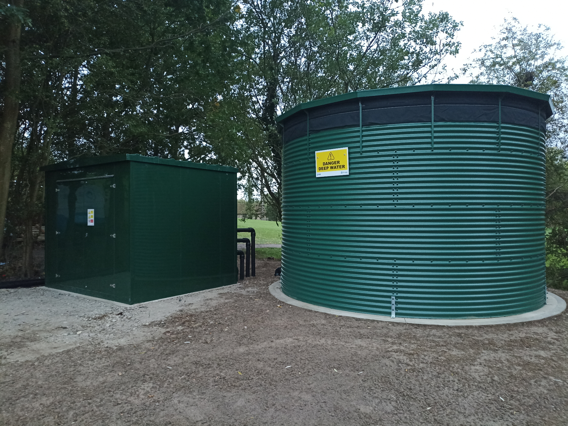 Water tank and pump station