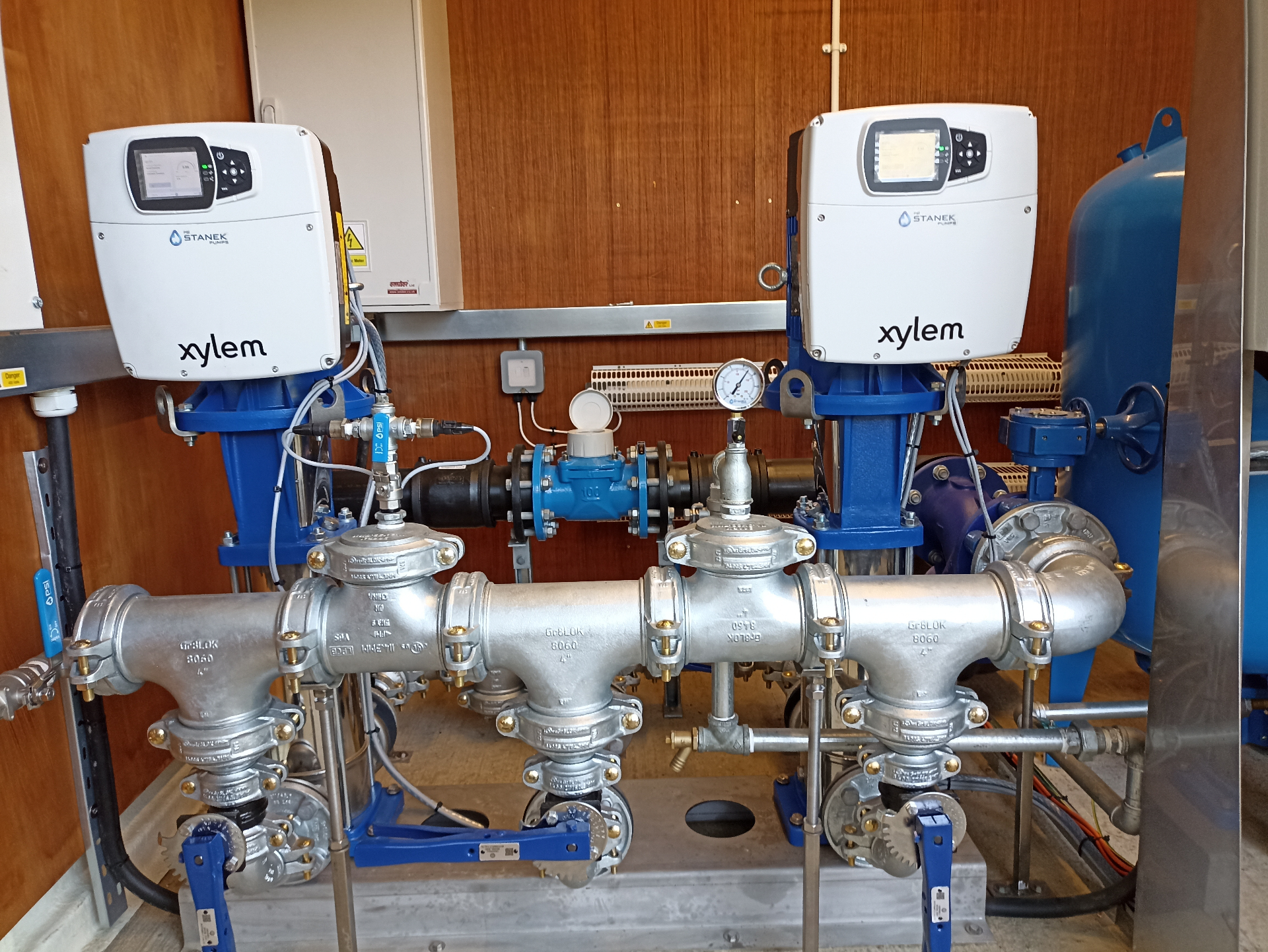 Xylem pump system with advanced controls